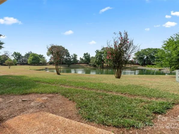 7035 Quail Hill Rd, Charlotte, NC 28210