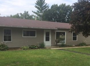 920 Skyline Dr, Danville, IL 61832
