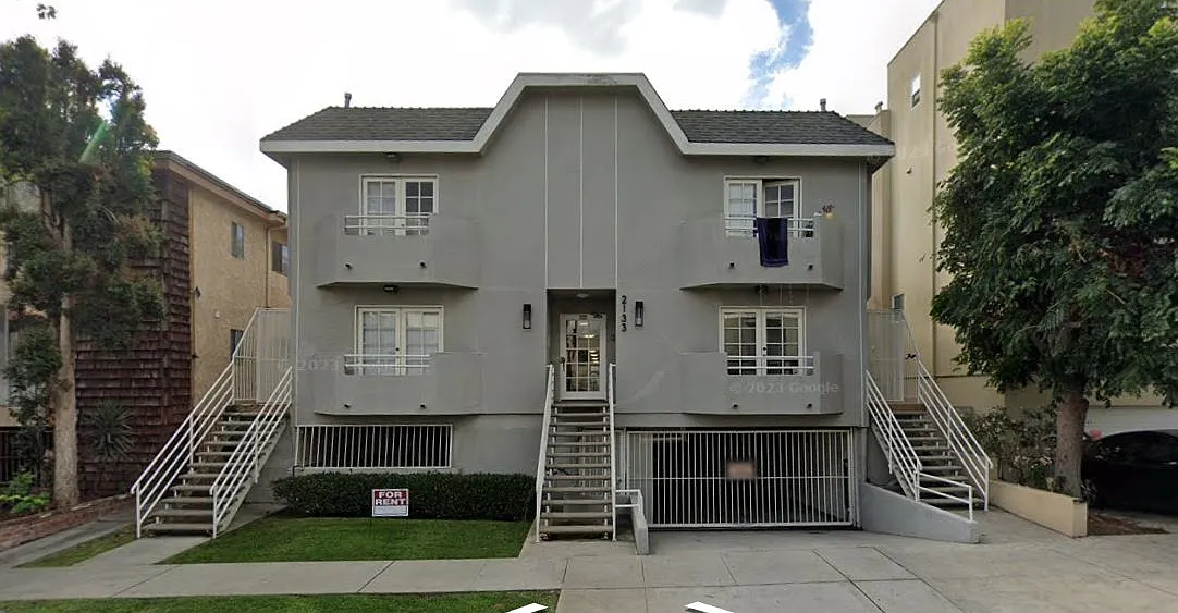 Bentley — Photo 1