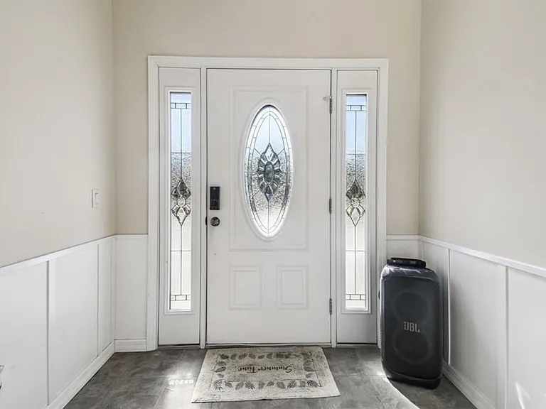 9914 Alavista Dr — Photo 3