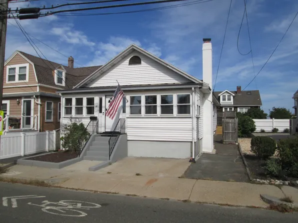 84 Tafts Ave, Winthrop, MA 02152