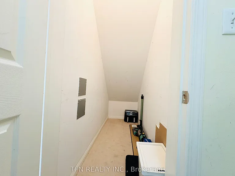588 Shoreline Dr #3 — Photo 24