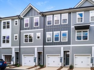 712 Drakeford Ct, Charlotte, NC 28216