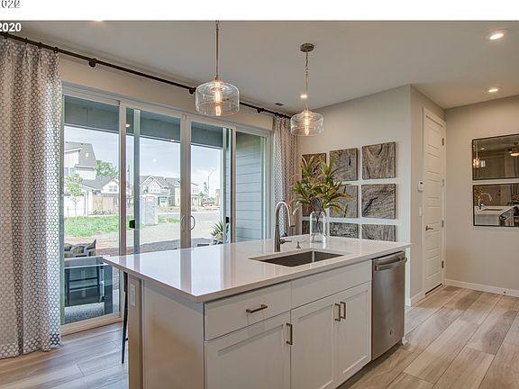 5th image of 7271 SE Chinquapin Dr #87