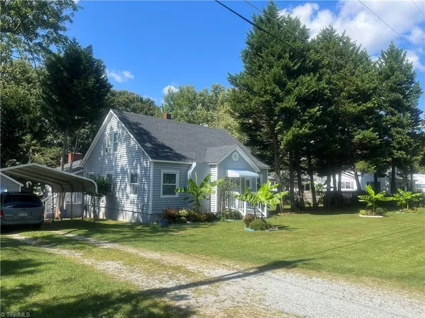 2127 Young St, Burlington, NC 27215