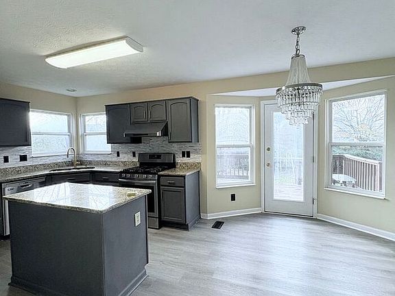 3rd image of 7743 Worley Dr