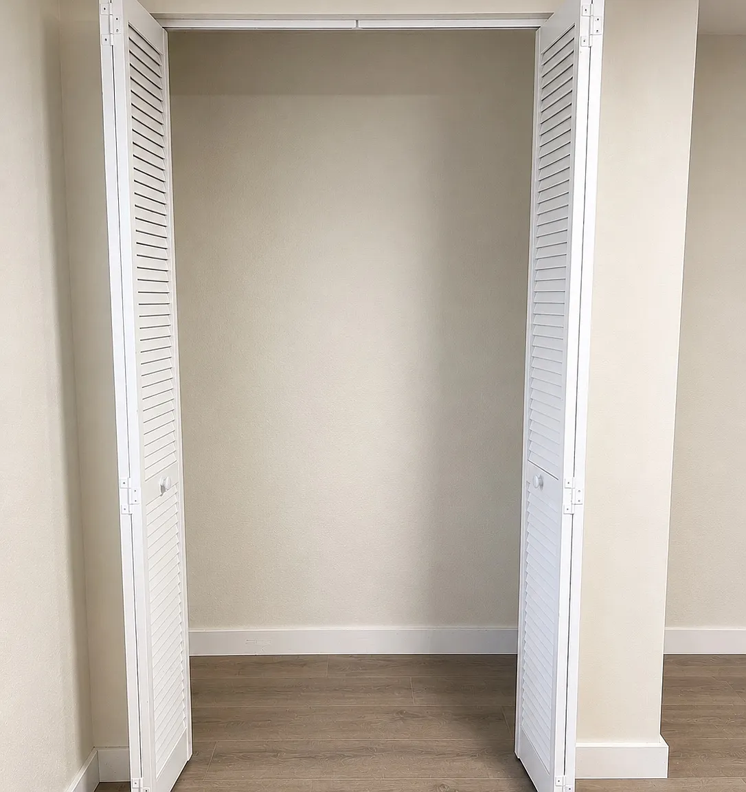 Studio, 450 sqft, $1,350 — Photo 4