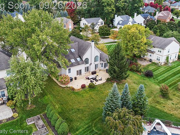 2nd image of 2077 Applebrook Dr