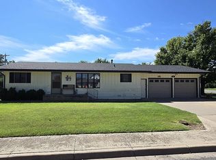 117 W Green St, Meade, KS 67864