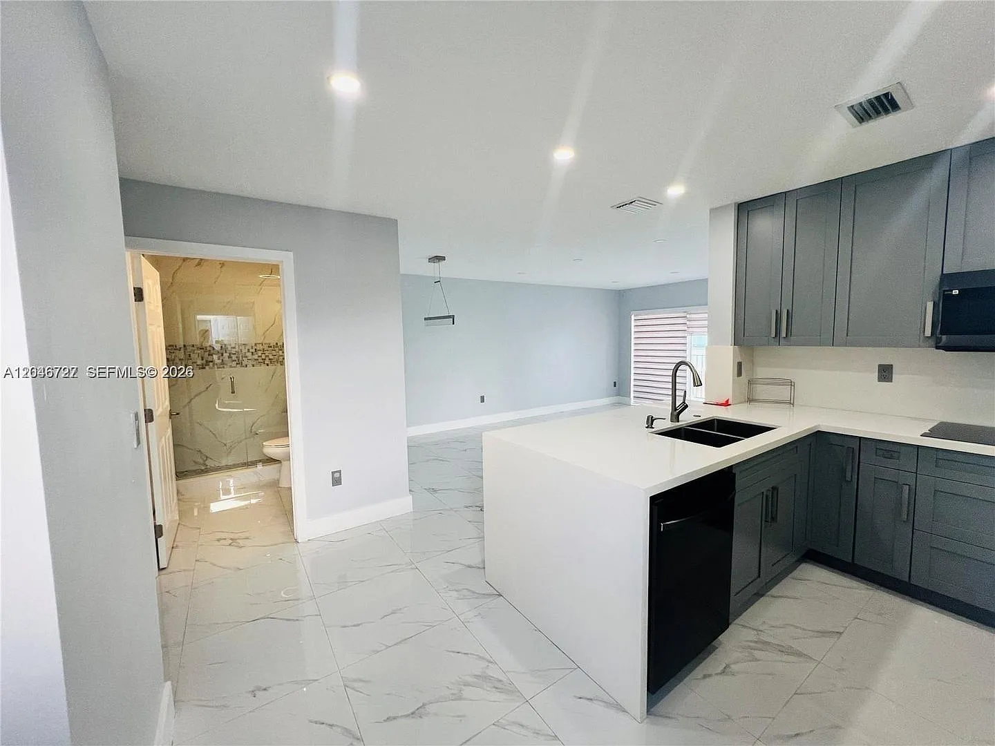 12526 NW 11th Trail 207, Miami, FL 33182 - 2468 — Photo 2