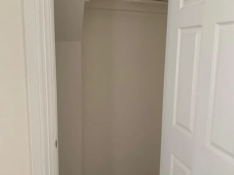 2225 Venable St — Photo 17