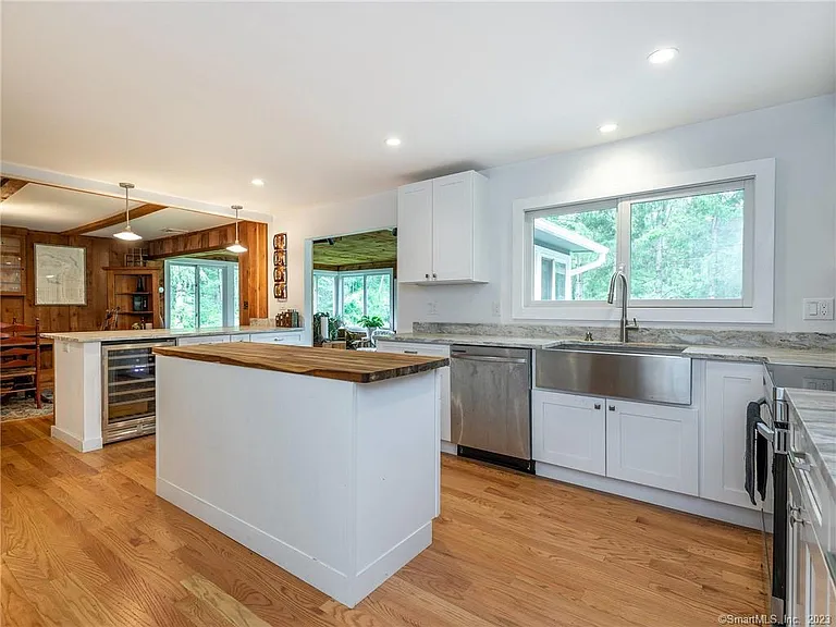 23 Cornwall Rd — Photo 6