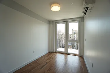 Rented by Rennit Inc.