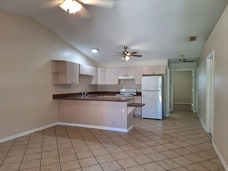3208 India Palm Dr — Photo 3