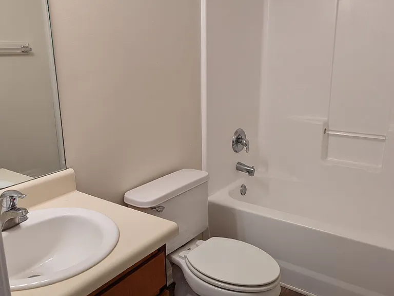 2460 Brantley Way #B — Photo 8