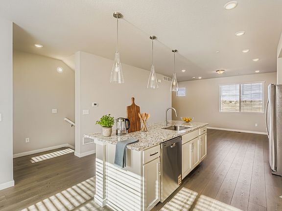 7th image of this home