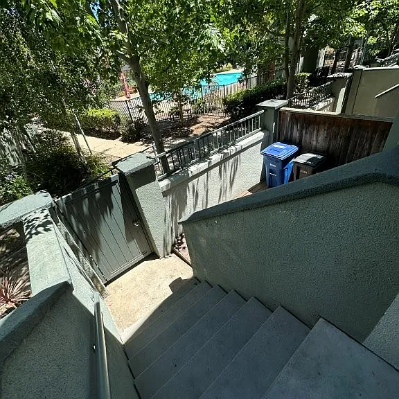 637 Atherton Pl — Photo 23