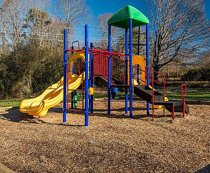 Fieldbrook-Apts-700x700-16