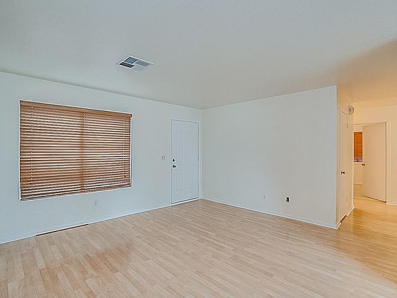 5th image of 22230 N 32nd Ave