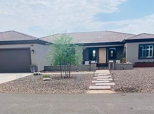 1113 E Desert Hills Estate Dr, Phoenix, AZ 85086