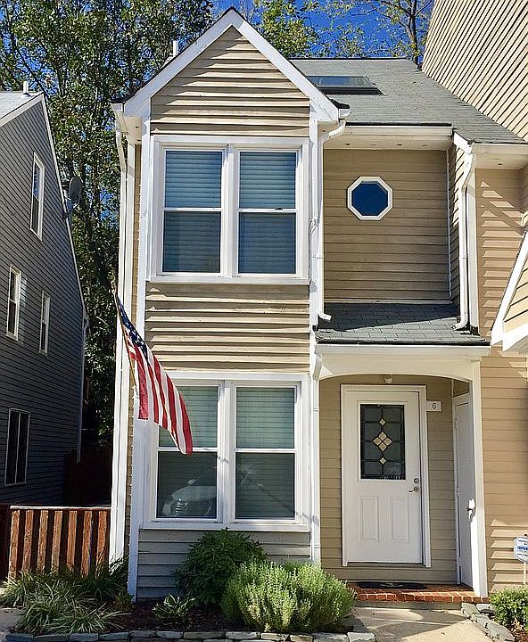 1st image of 6 S Cherry Grove Ave