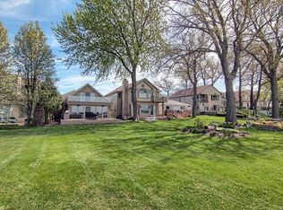 1762 Cass Lake Front Rd, Keego Harbor, MI 48320