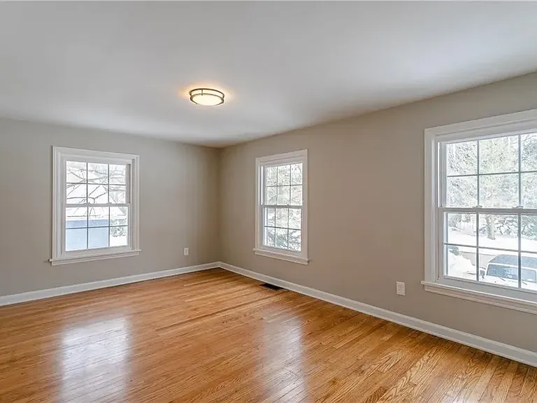 75 Ellingwood Dr — Photo 19
