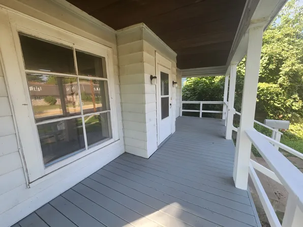 5-Bedroom Available June 1st, 2026! Near Owen Park, 223 Broadway St #223, Eau Claire, WI 54703