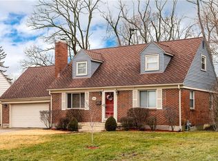 211 S Bromfield Rd, Kettering, OH 45429