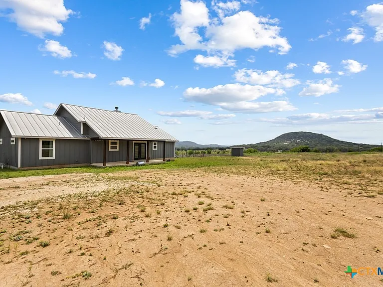 4574 Bump Gate Rd — Photo 25