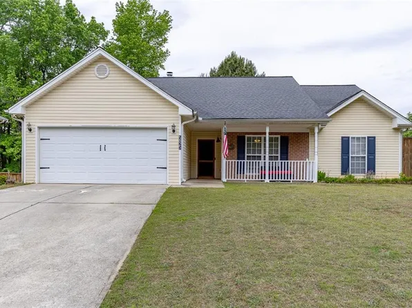 5825 April Dr, Buford, GA 30518