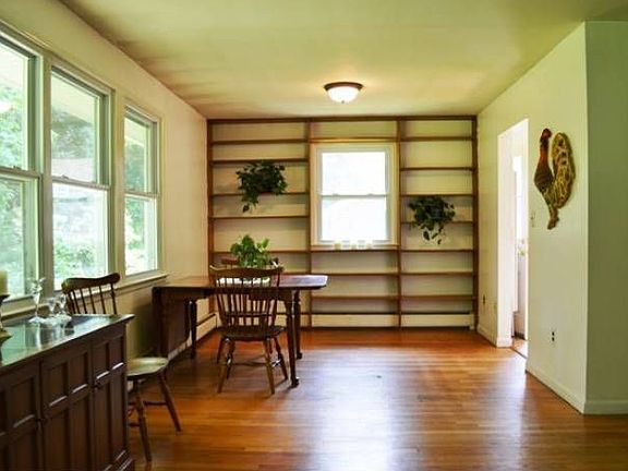 Dining area with shelves