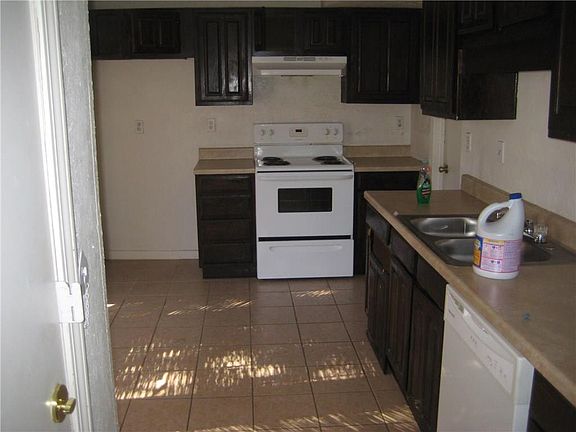 2nd image of 3313 Forest Creek Dr