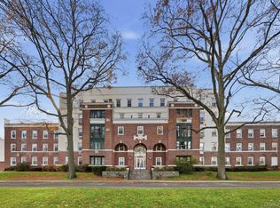 10 Brooklands #1H, Bronxville, NY 10708