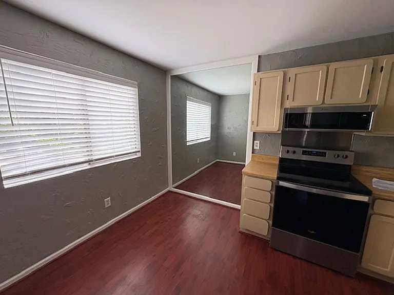 1622 Cedarview Ct — Photo 16