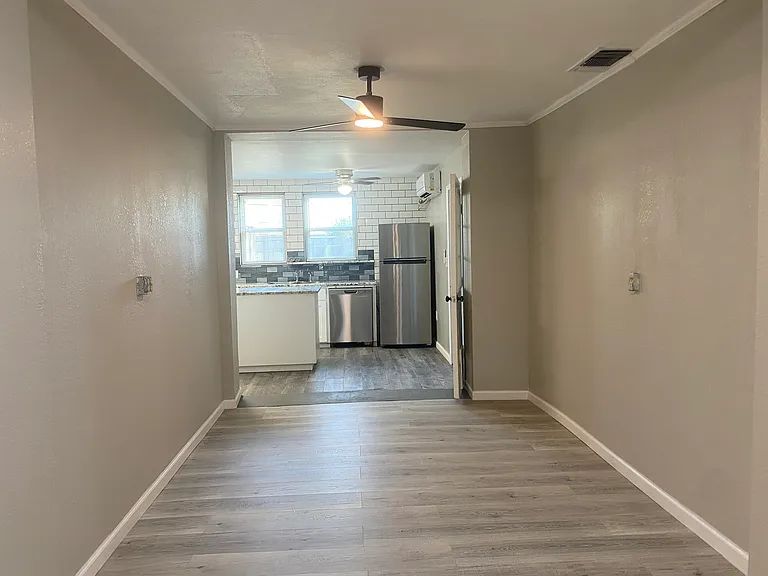2242 Piedmont Pl — Photo 6