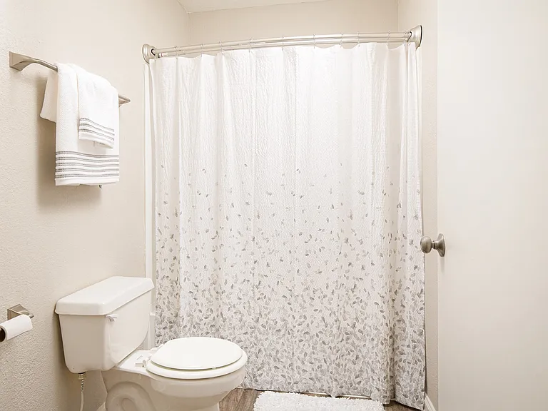 Arbor Park Apartments — Photo 16