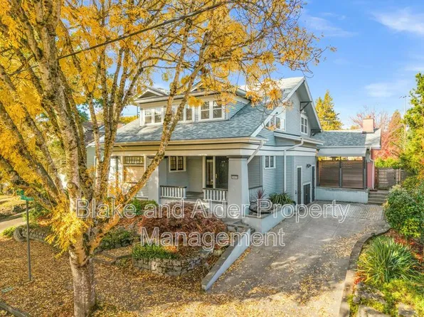 3455 NE Tillamook St, Portland, OR 97212