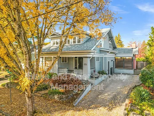 3455 NE Tillamook St Photo 1 3455 NE Tillamook St Photo 1