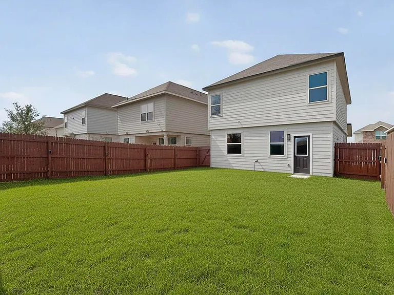 10422 Green Lake Dr — Photo 36