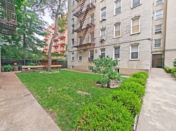 763 Ocean Parkway 6B image 8 of 9