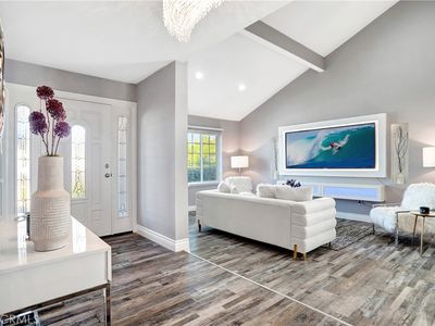 7130 Fallbrook Ave, West Hills, CA, 91307