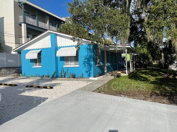 3rd image of 430 Highland Ct #430