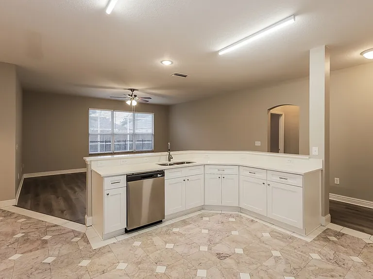 907 Pyrite Ct — Photo 7
