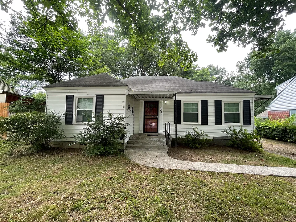 3676 Tutwiler Ave