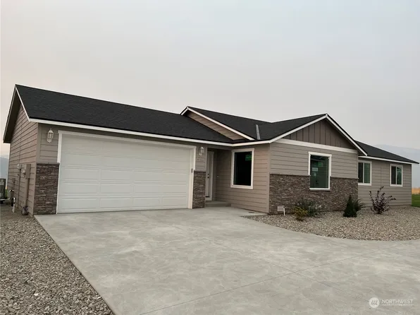 208 Emma Drive, Wenatchee, WA 98801