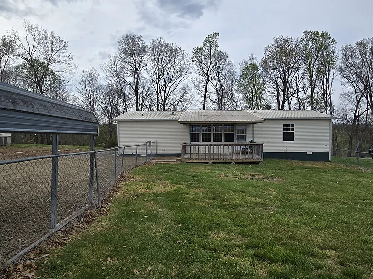 Davy Crockett Rd — Photo 31