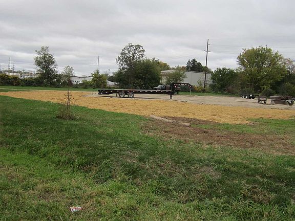 2nd image of 410 Water St