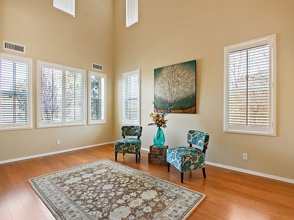 2nd image of 3368 Harley Ln