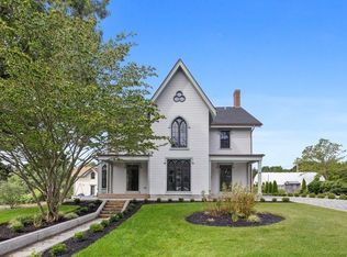 9 Ashland Ave, Manchester, MA 01944